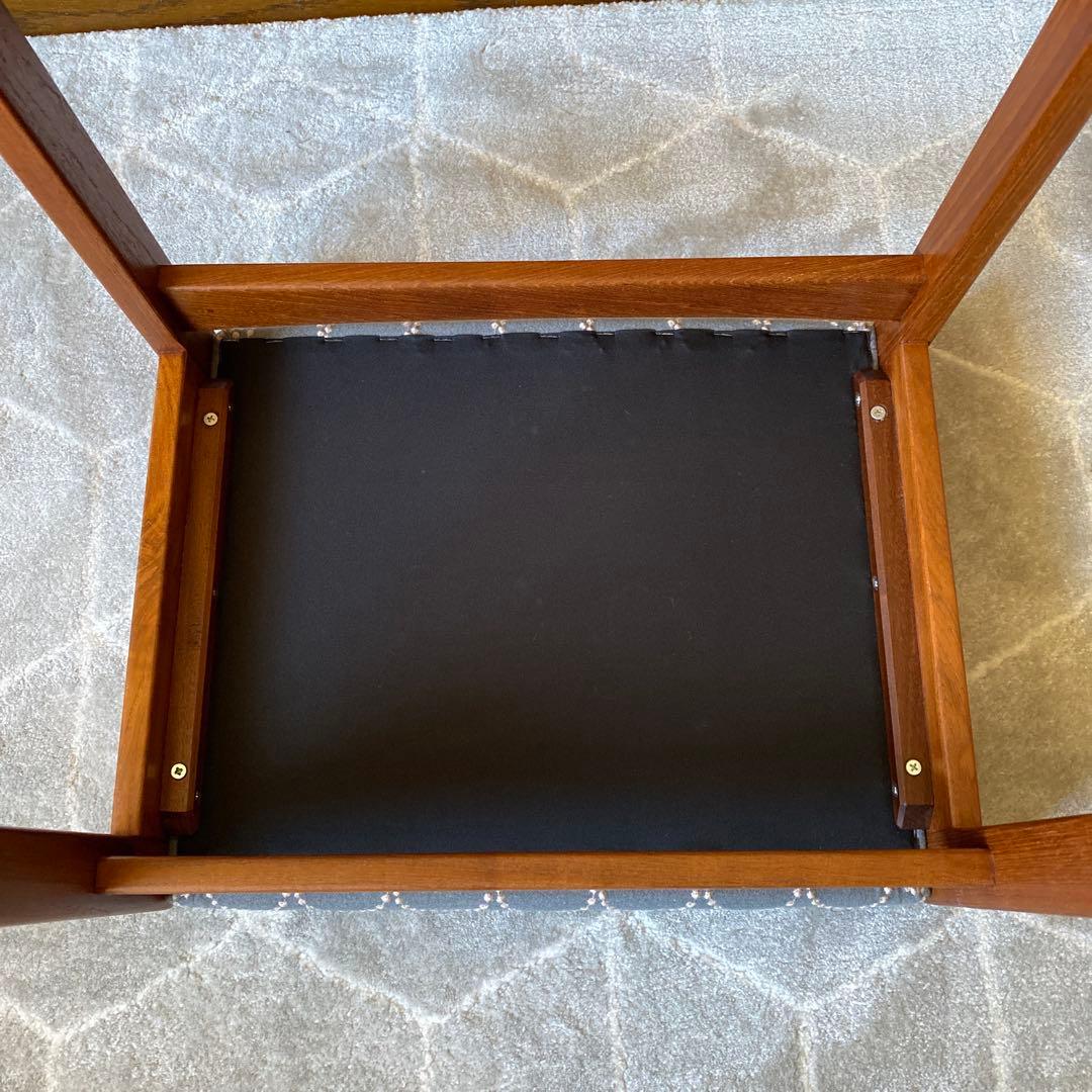 デンマーク　ヴィンテージスツール（ミナペルホネン タンバリン×チーク無垢材）