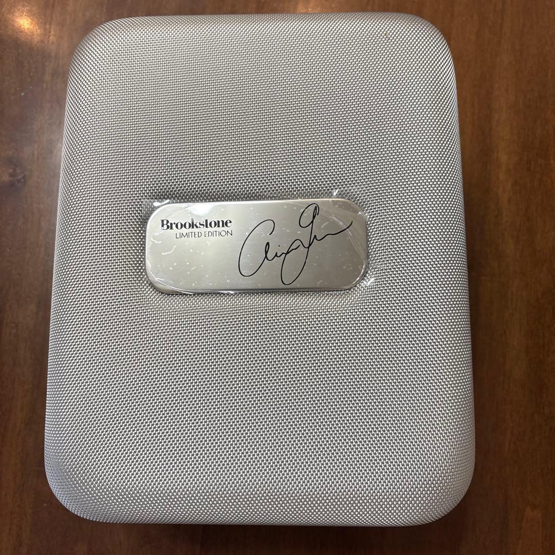 Brookstone アリアナグランデ ワイヤレス 猫耳ヘッドホン