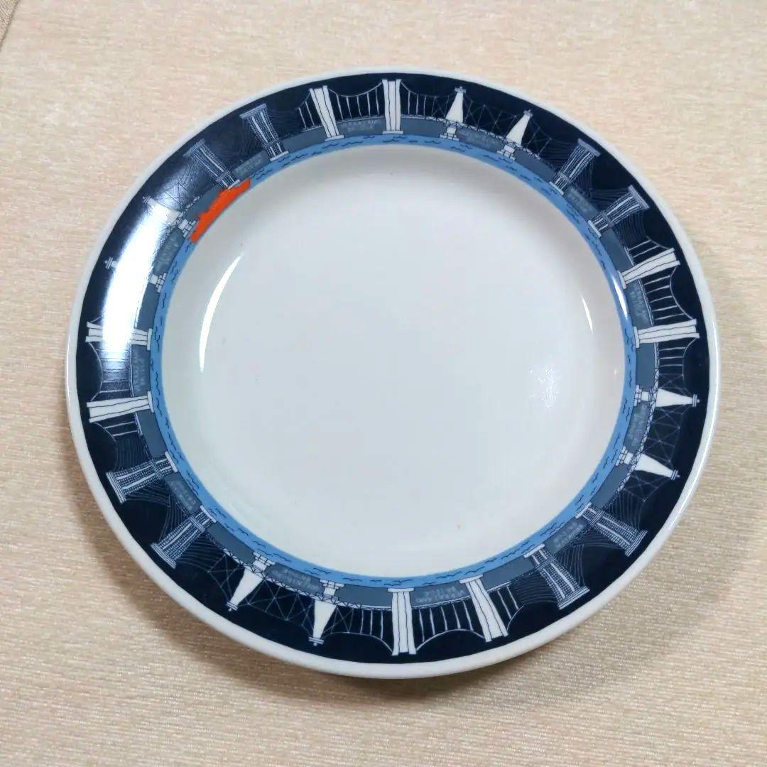 ミスド　ノベルティ　フィッシュズエディ　プレート 皿 ブルックリン　ピングー