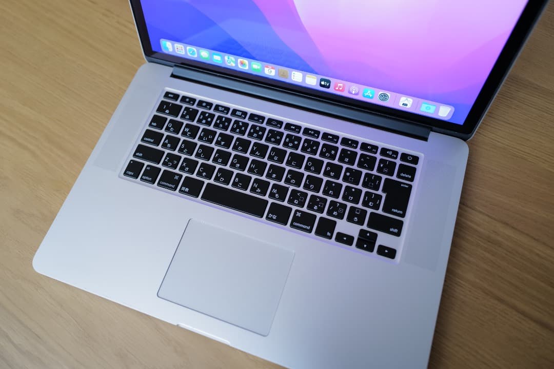Apple MacBook 15インチ シルバー Mid 2015