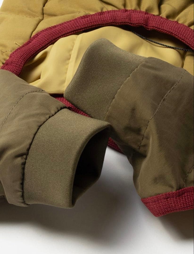  peak AmenityDome 犬用ダウンジャケット 中型犬用　4L