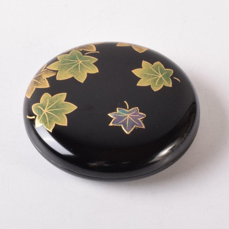 茶道具　蒔絵師　西村弘峰作　青楓螺鈿蒔絵　万寿形　香合　共箱　V　7699