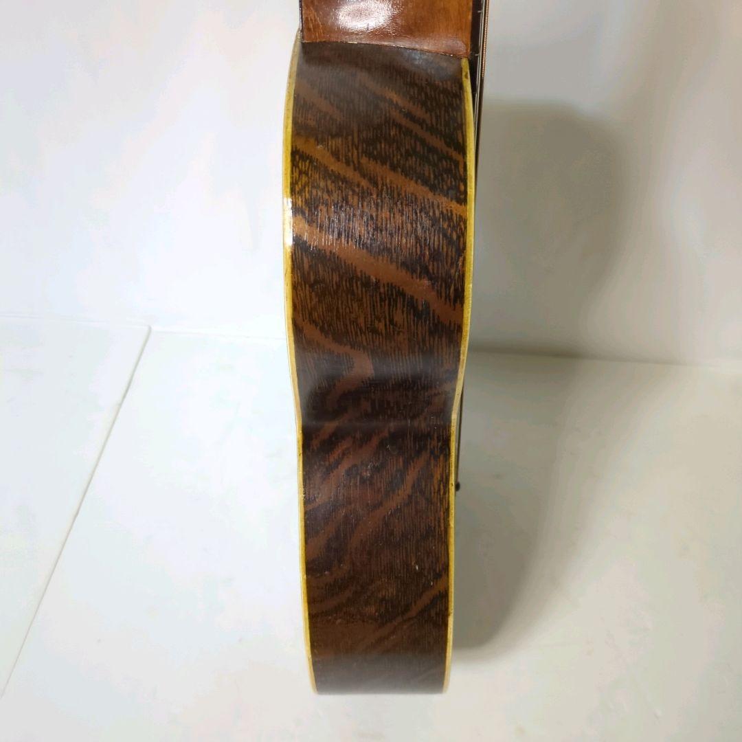 Regal Parlor 1920′-1930′ Acoustic Guitar