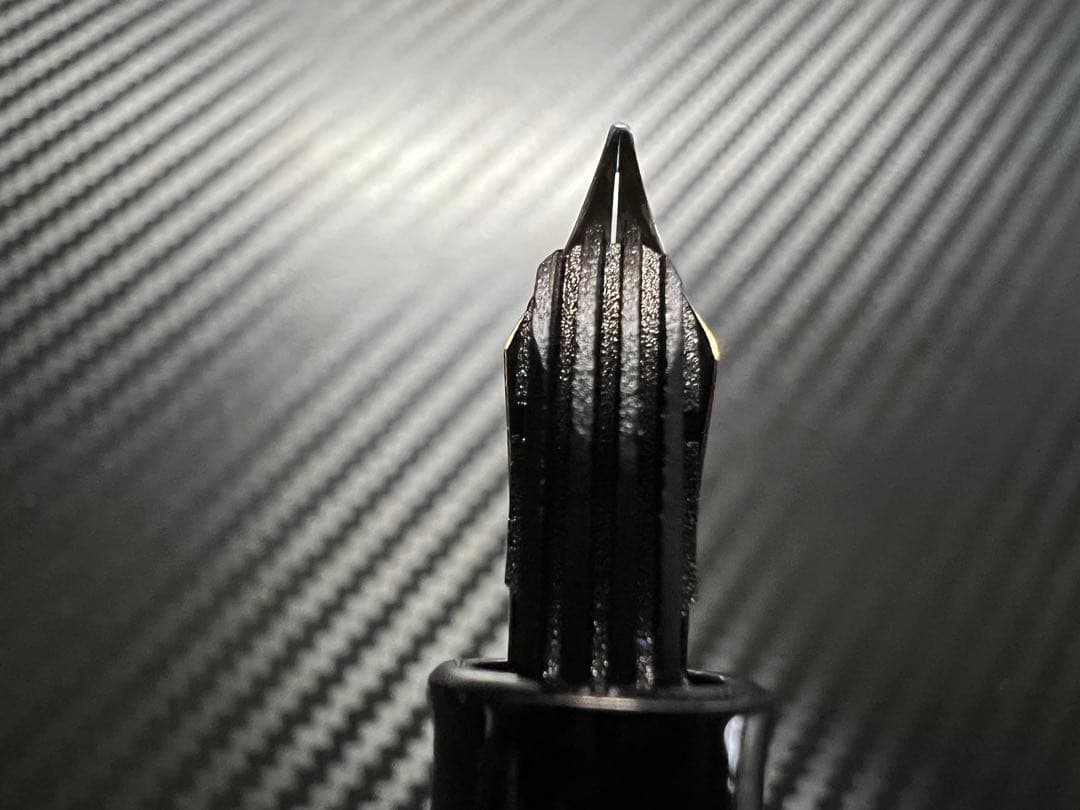 未使用に近い ペリカン 140 緑縞 M 中字 万年筆