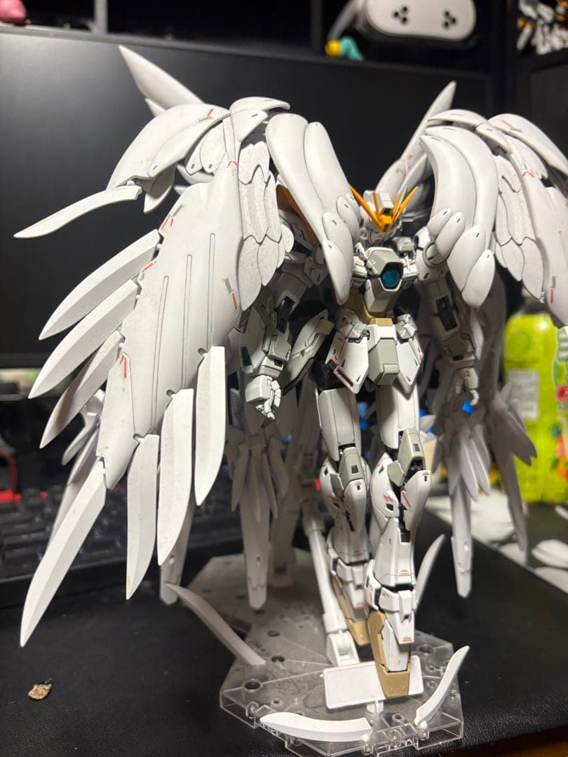 mgウイングゼロカスタム　kaのスーホワイト風塗装