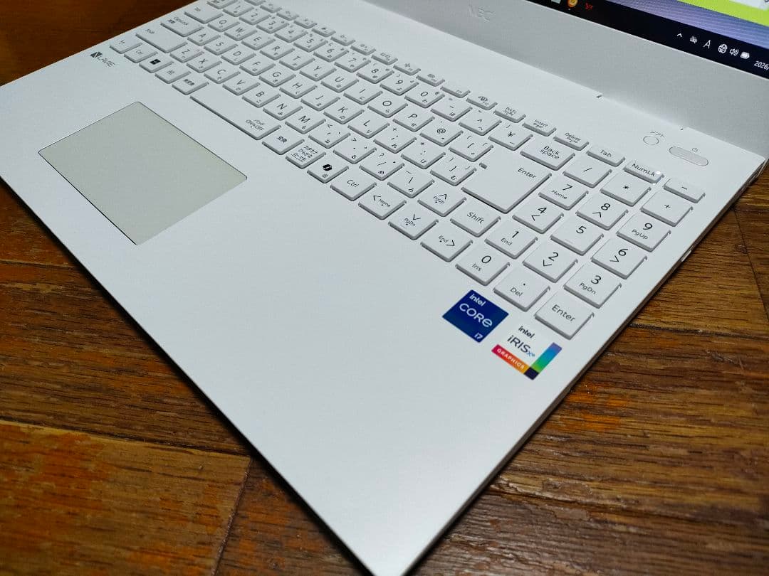 2025年モデル NEC LAVIE N15 PC-N157C/JAW
