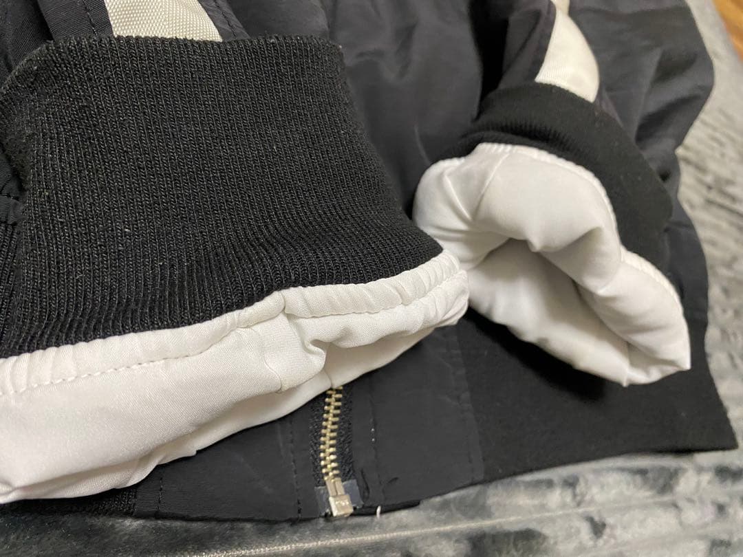 ONE OK ROCK Ambitions 2017 ジャパンツアージャケット