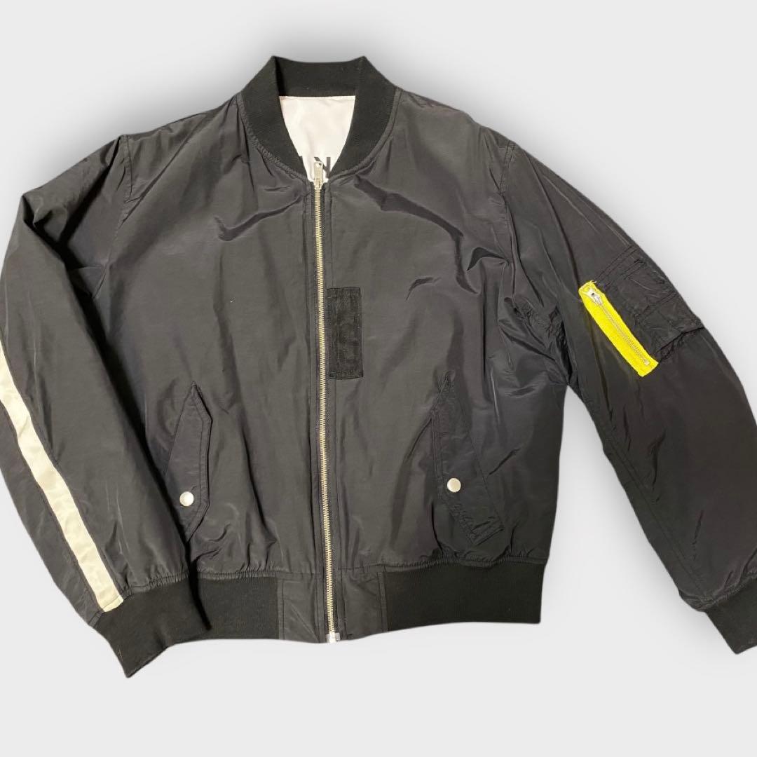 ONE OK ROCK Ambitions 2017 ジャパンツアージャケット