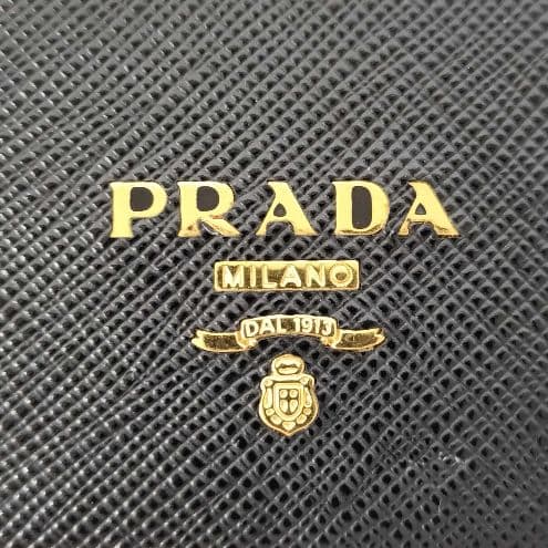 【ほぼ未使用品】PRADA/プラダ　iPhone X/XSケース　サフィアーノ