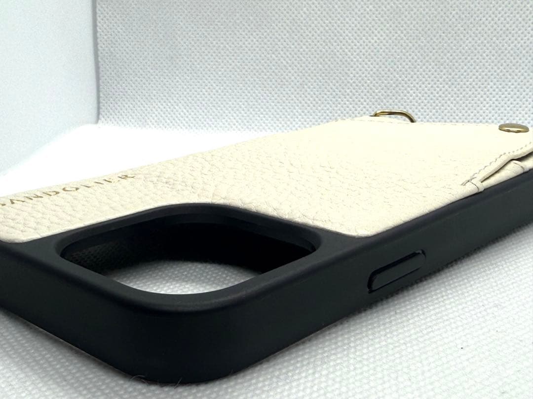 BANDOLIER バンドリヤー iPhone13pro ケース ホワイト