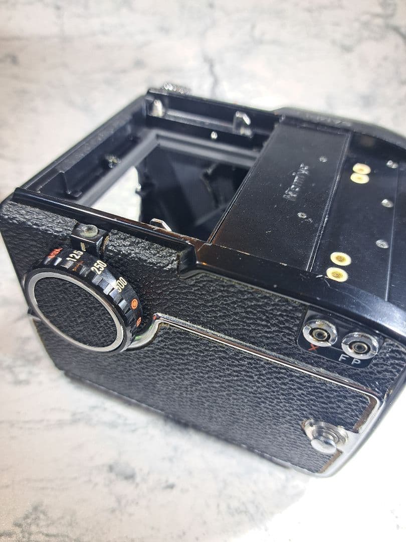 S*N様 【通電・シャッター動作確認済】Mamiya M645 ボディ