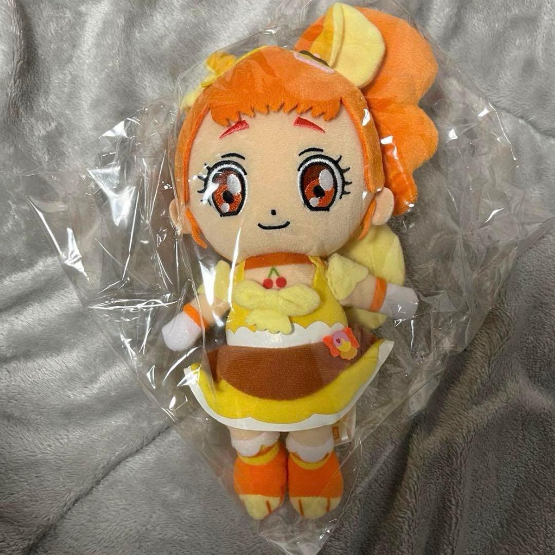 キラキラプリキュアアラモード　キュアフレンズ　ぬいぐるみ