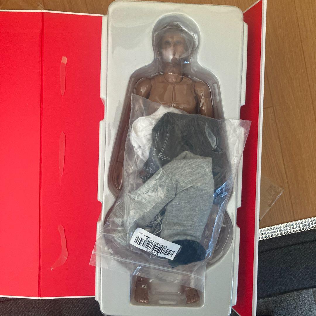 プリズンブレイク　マイケル•スコフィールド風　ホットトイズ　素体