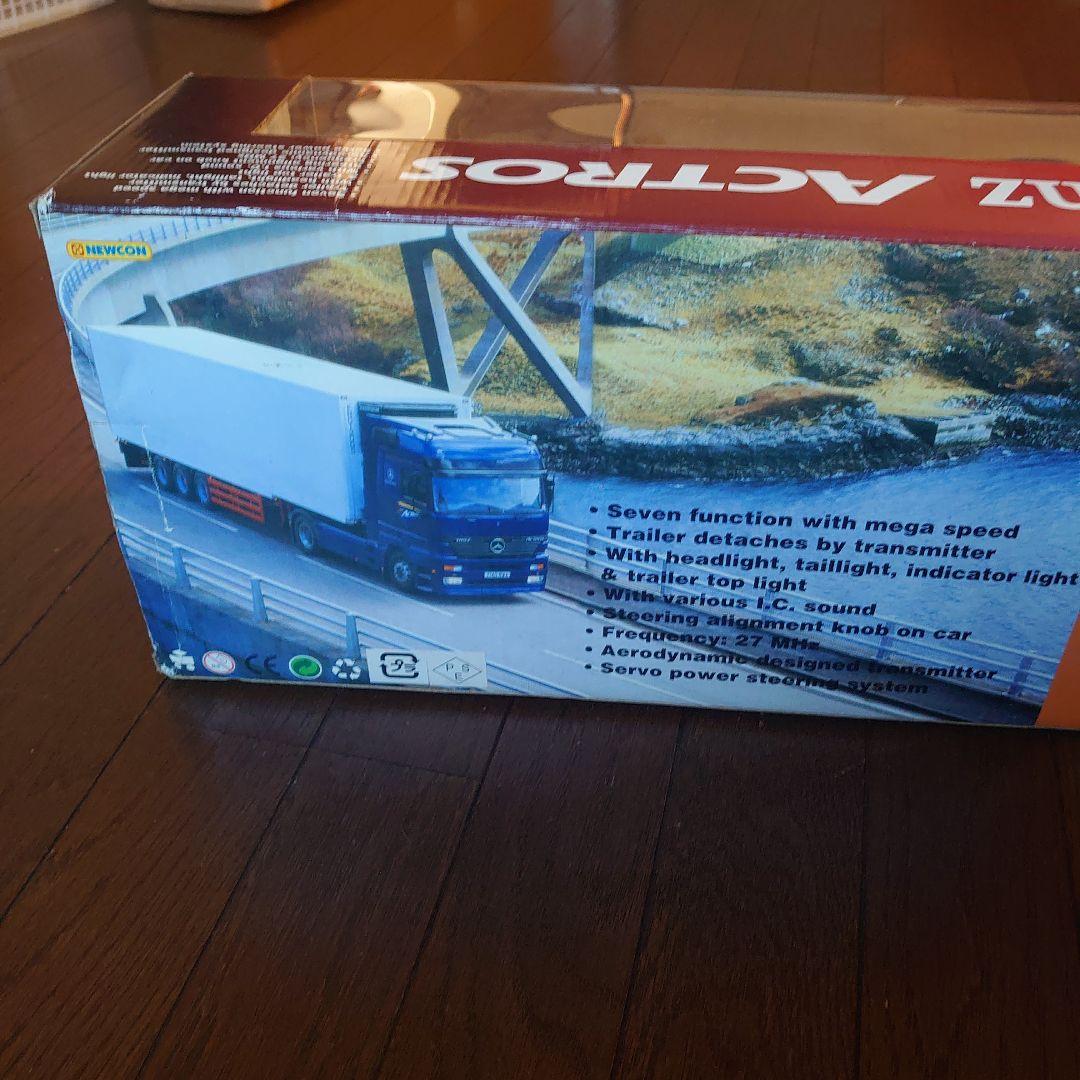 ホビーラジコン Mercedes-Benz ACTROS