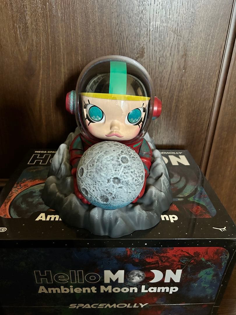 MEGA SPACE MOLLY Hello Moon Lamp ランプ　未開封