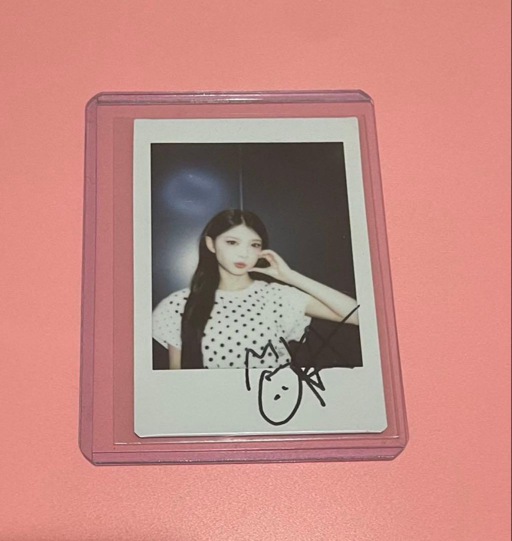 ILLITモカ　直筆サインチェキ