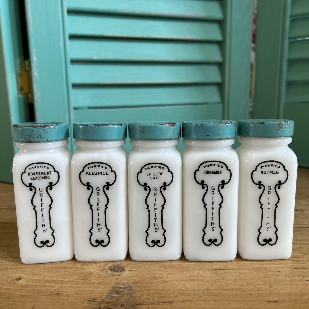 アンティーク　グリフィス　スパイスジャーセット ミルクガラス　ターコイズブルー