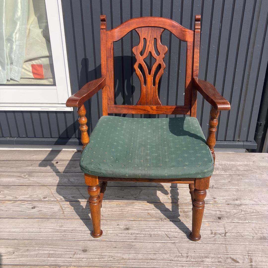 アンティーク 木製椅子 彫刻装飾 アームチェア ダイニングチェア ビンテージ