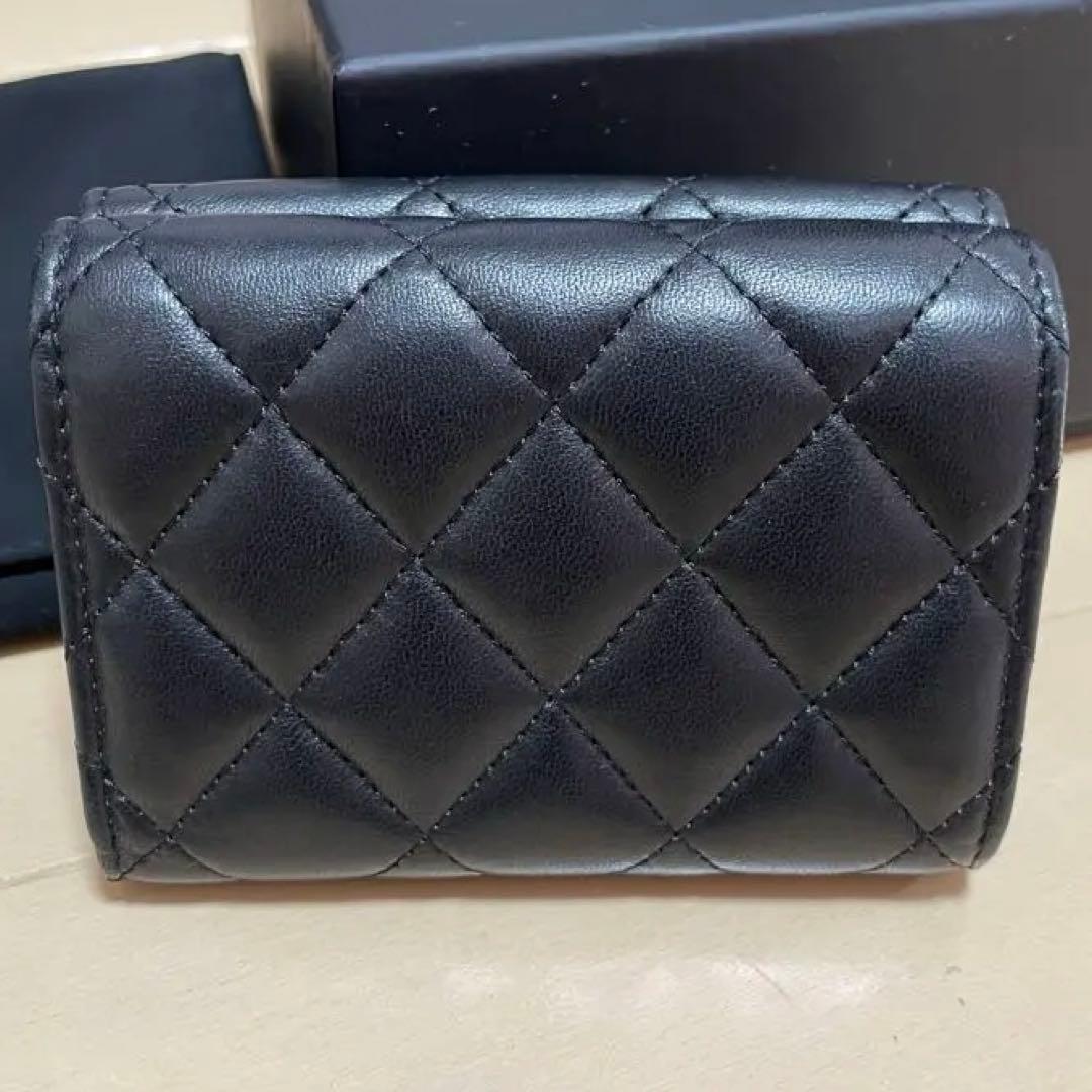 CHANEL ラムスキン スモールフラップウォレット AP3808 ブラック