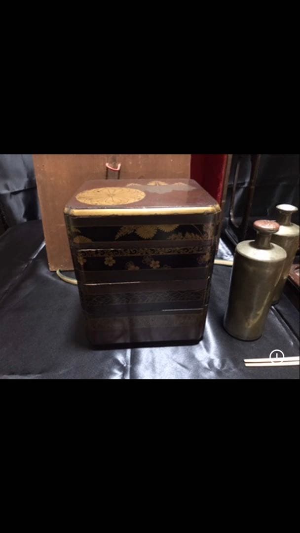 江戸時代　野弁当　重箱　蒔絵提重　骨董　五七桐と菊紋！豪華！