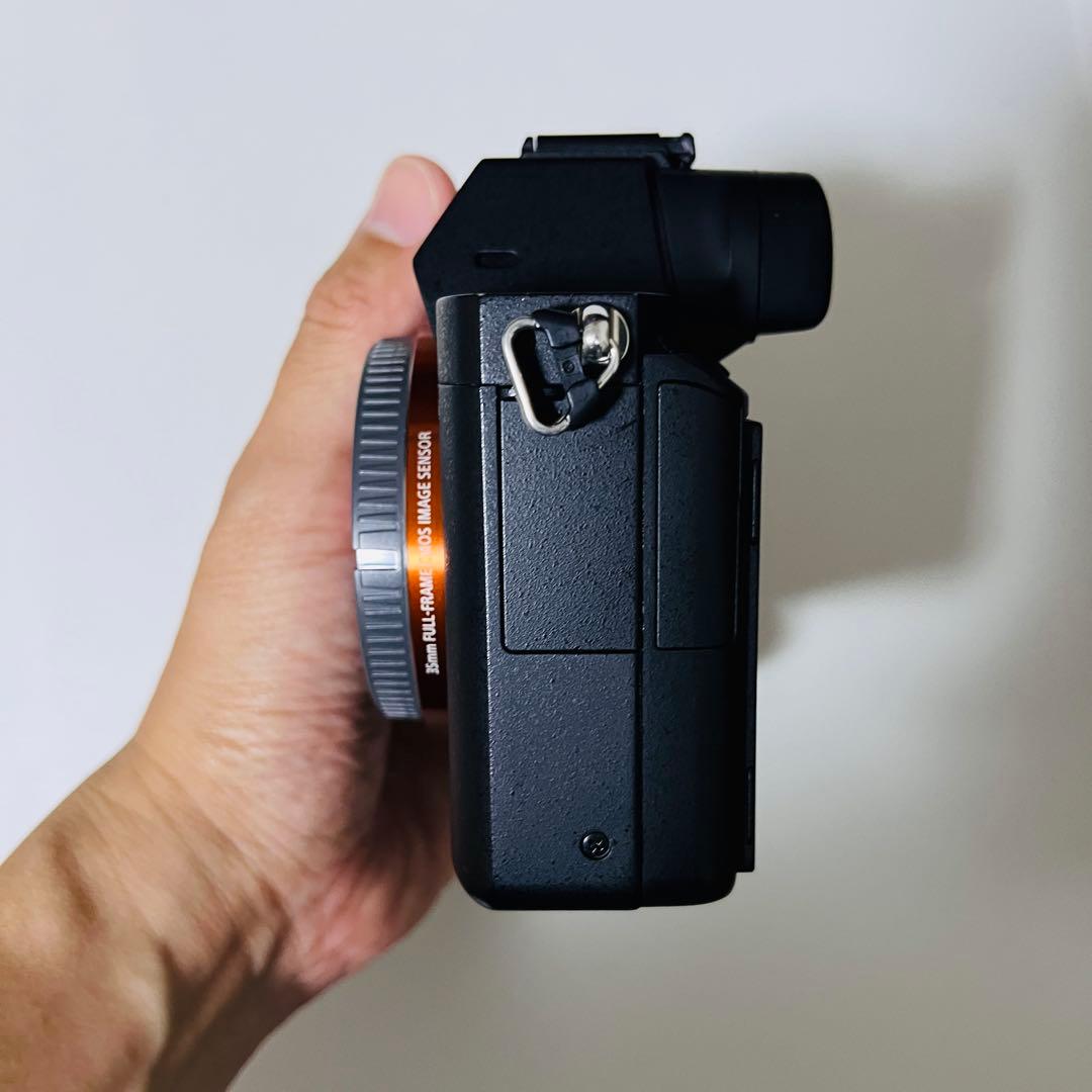 気まぐれ値引き）SONY α7ⅱ［￼純正バッテリー2個付き］