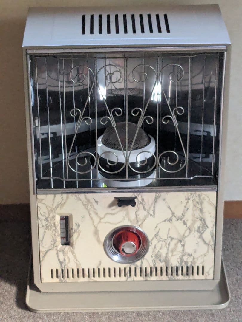 昭和レトロ石油ストーブ