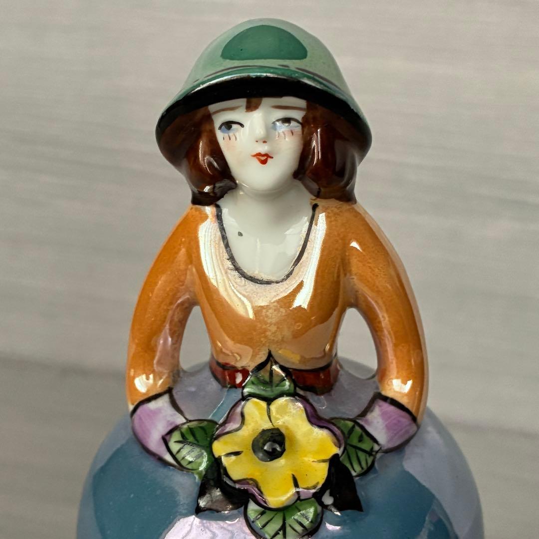 オールドノリタケ　アールデコ調デコレディーのパウダーシェーカー　置物　インテリア