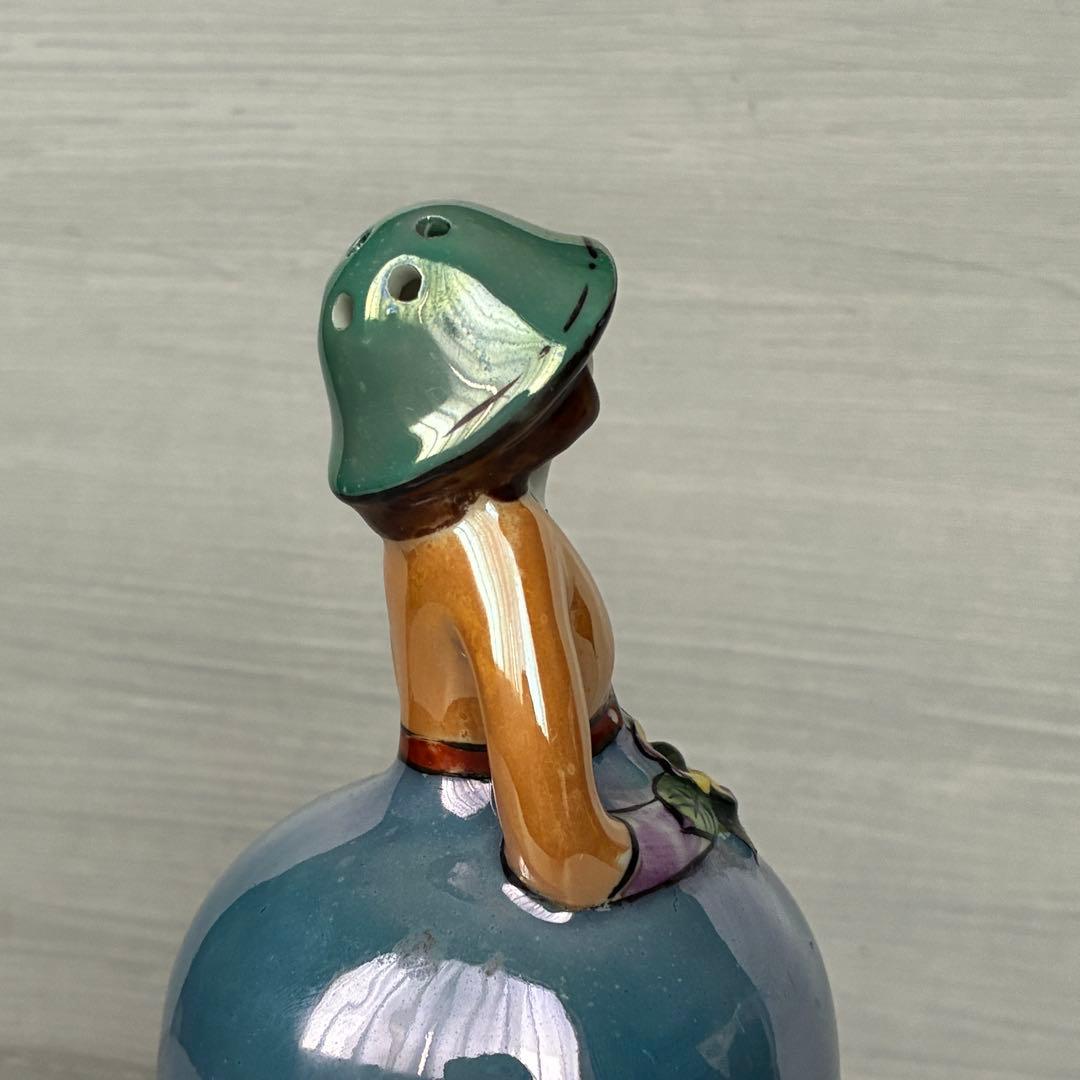 オールドノリタケ　アールデコ調デコレディーのパウダーシェーカー　置物　インテリア