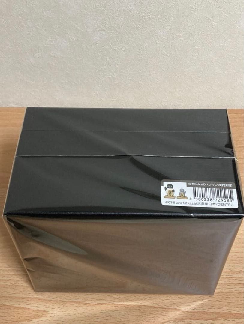 Suicaのペンギン 木彫りの門松 & 招きSuicaのペンギン（笑門来福）