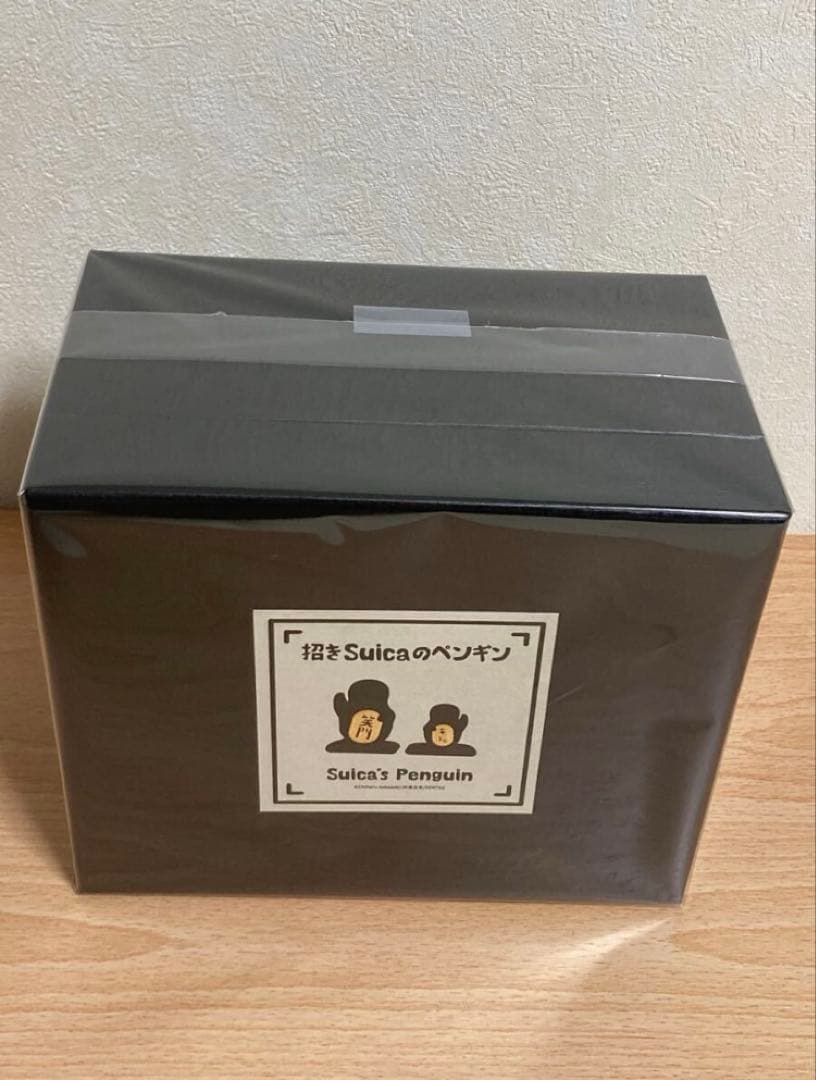 Suicaのペンギン 木彫りの門松 & 招きSuicaのペンギン（笑門来福）