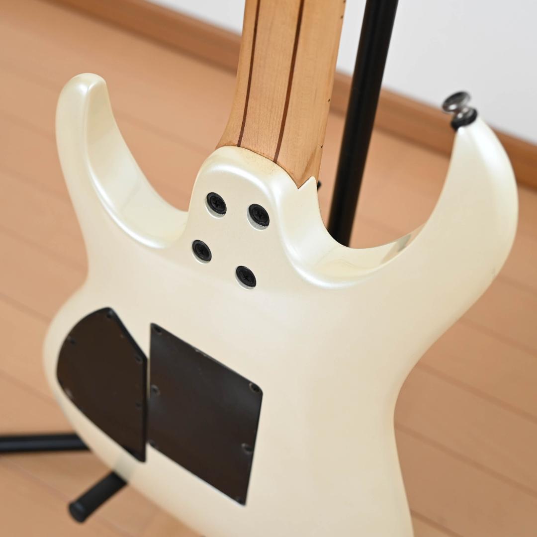 Cort VIVA Custom コルト 白 ホワイト エレキギター G007