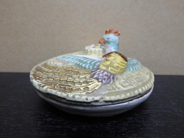 管蓋香合　十三軒吉向造　箱書有　MA130