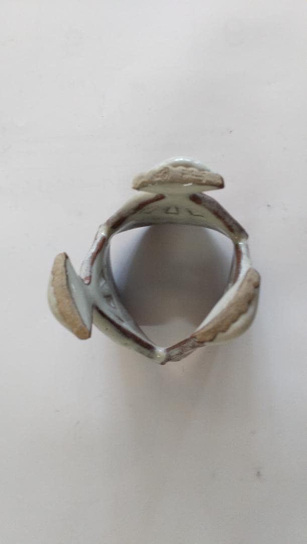 亀井楽山 高取焼 三扇 蓋置 師 十四代味楽 茶道具 新品 未使用 です。