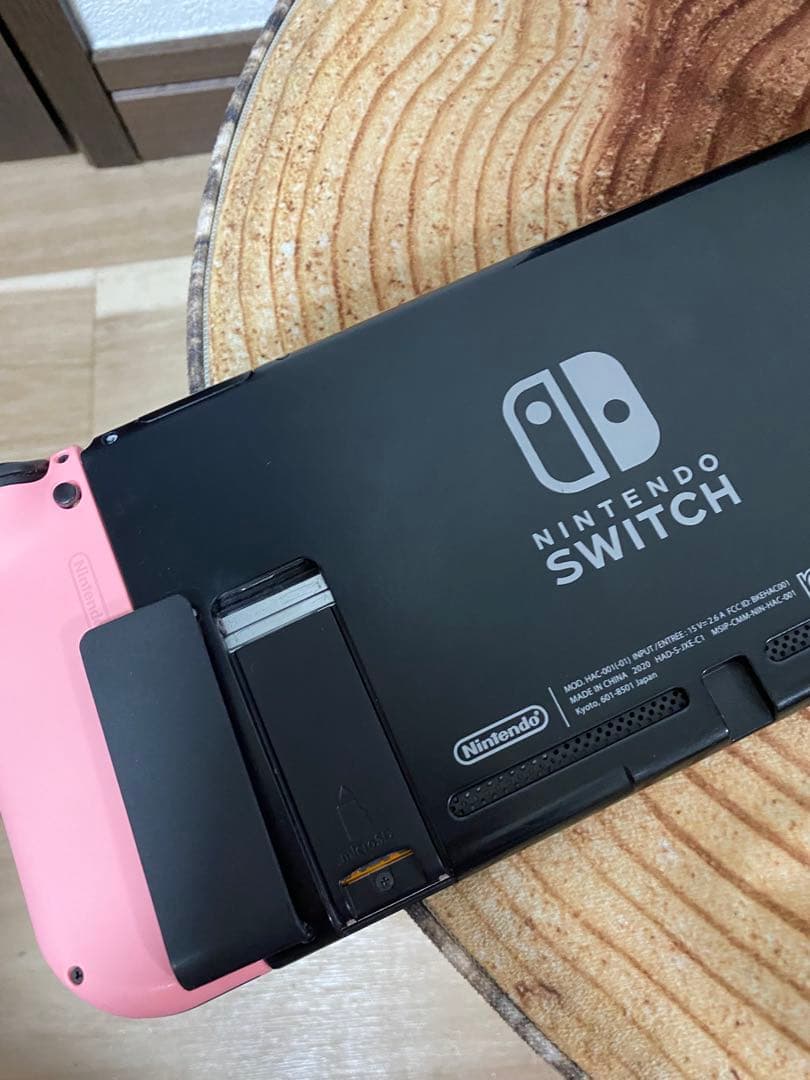 Nintendo Switch ニンテンドースイッチ本体　PNK 箱無し