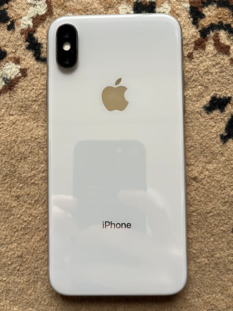 Apple iPhone Xホワイト 本体　SIMフリー