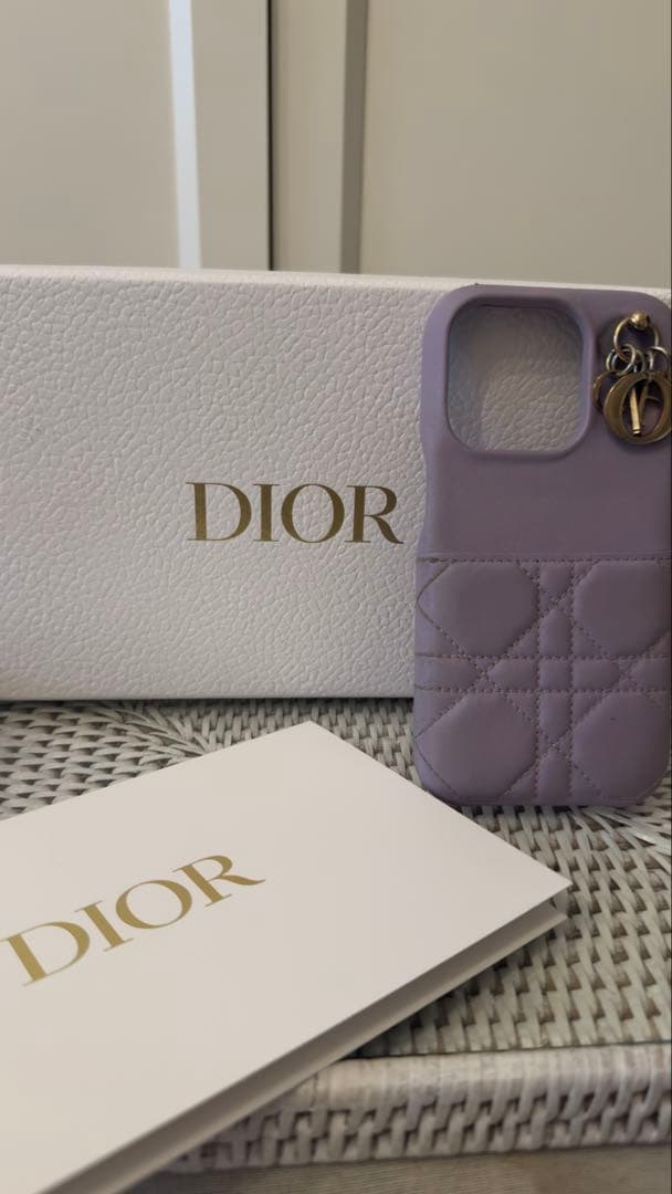 Lady Dior iPhone15pro ケース