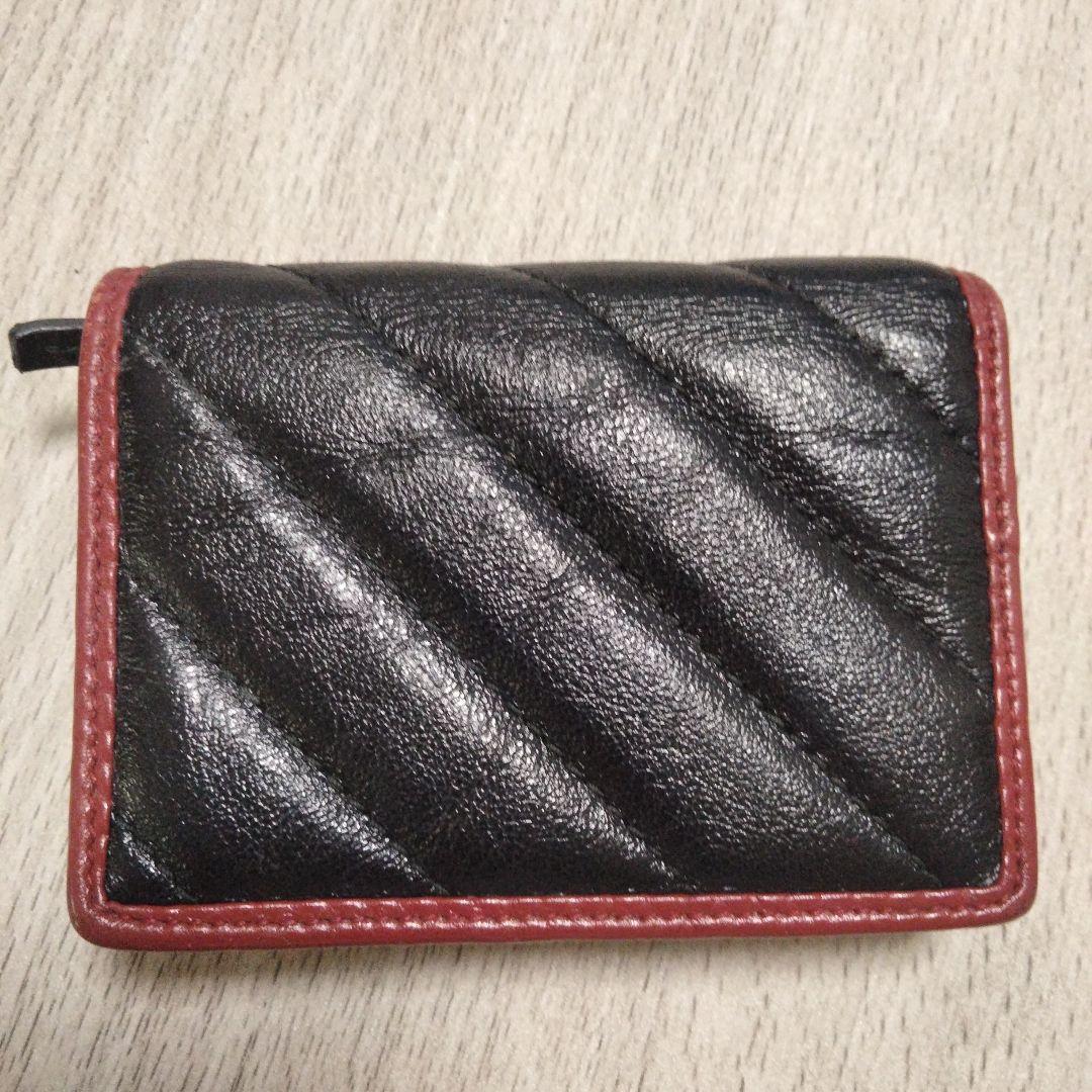 【美品】GUCCI グッチGGキルティングコンパクトウォレット