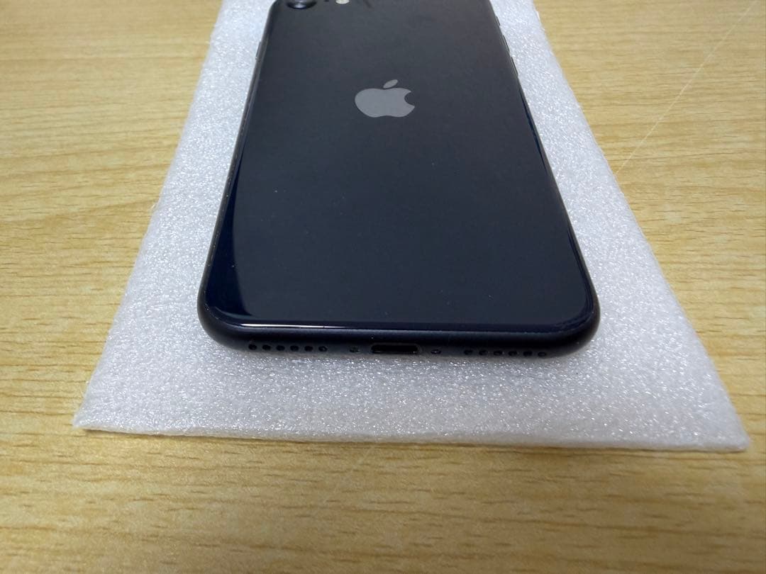 Apple iPhone SE (第3世代) 256GB