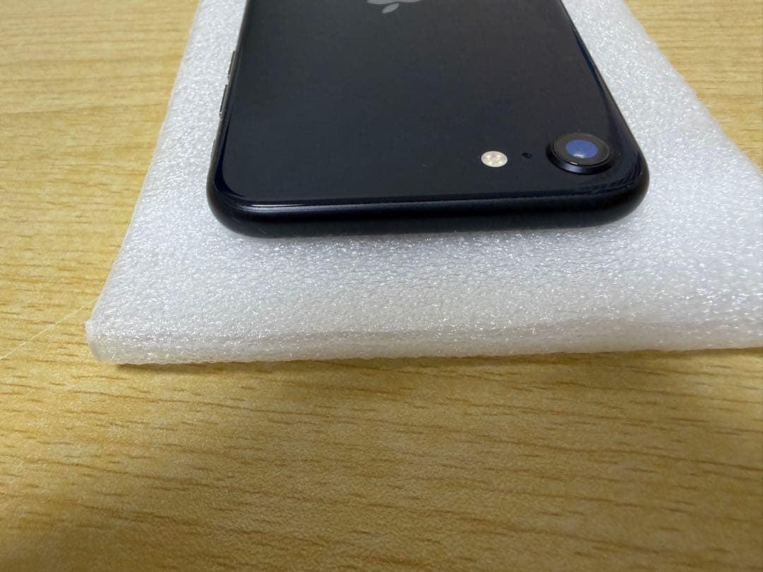 Apple iPhone SE (第3世代) 256GB