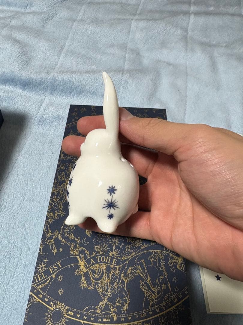 Dior 星柄ウサギの置物 陶器 お香