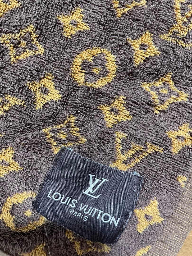 LOUIS VUITTON モノグラムバスタオル