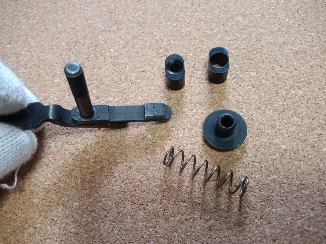 トイガン Knight's Ambidextrous Magazine Release