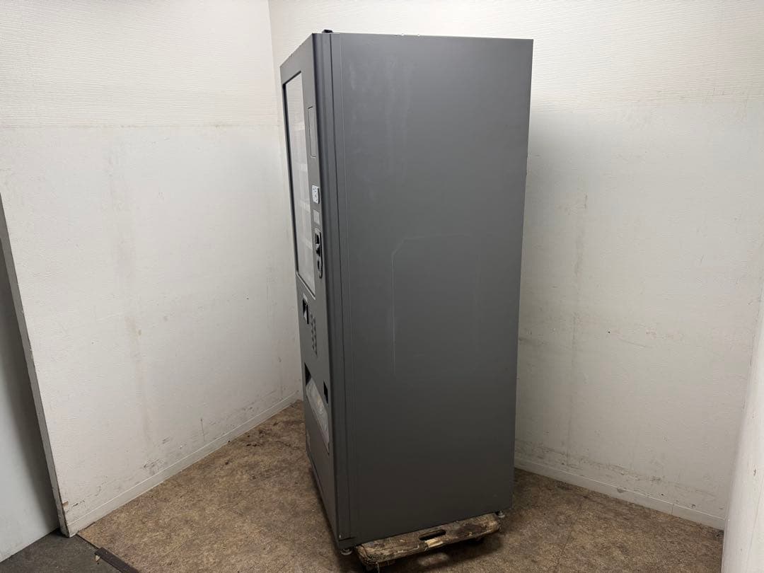 富士電機　小型汎用自動販売機　１０セレ　２０２１年製　新硬貨対応　飲料　食品