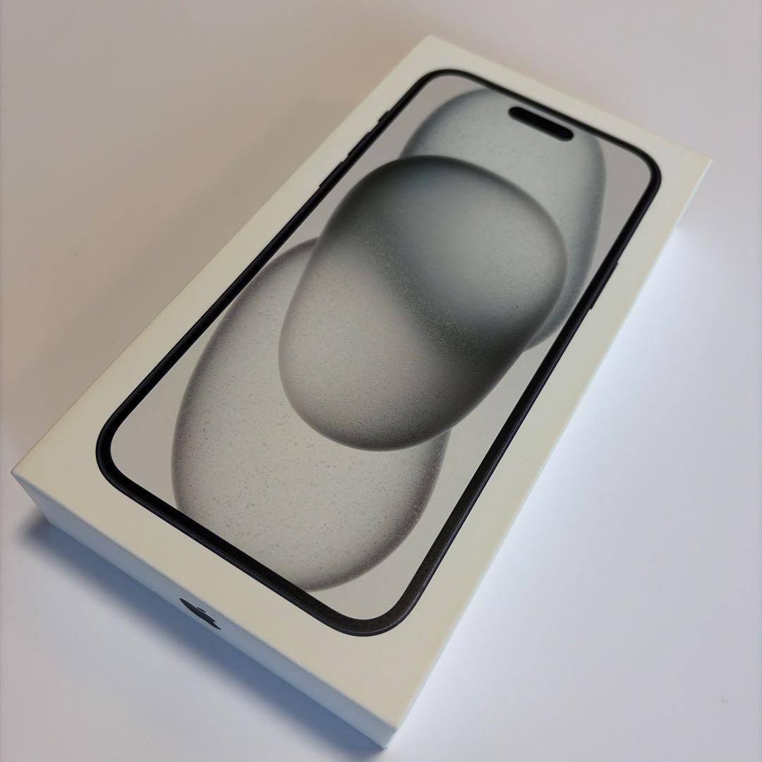 Apple iPhone 15 Plus 512GB ブラック SIMフリー美品
