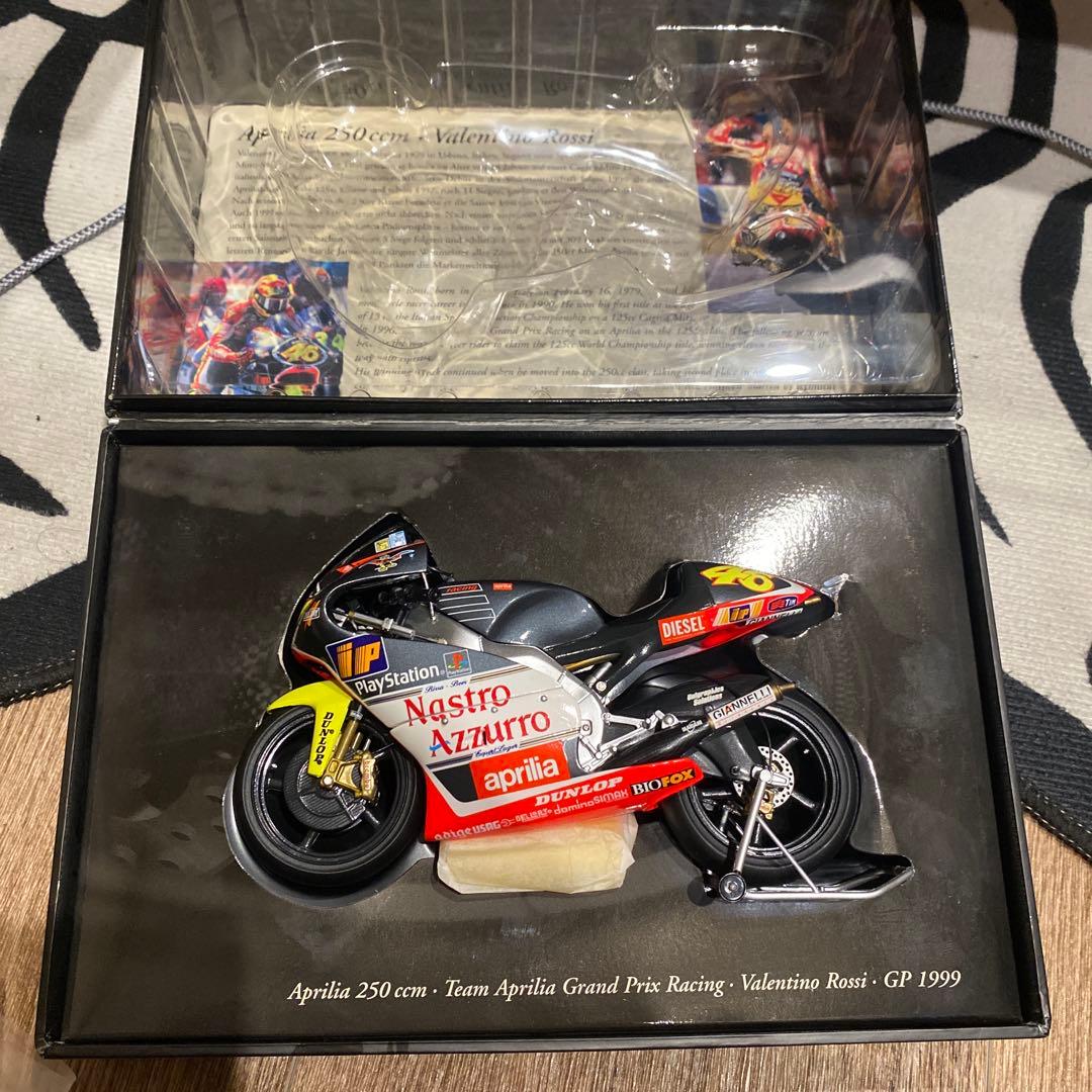 ミニチャンプス Aprilia 250cc Valentino Rossi