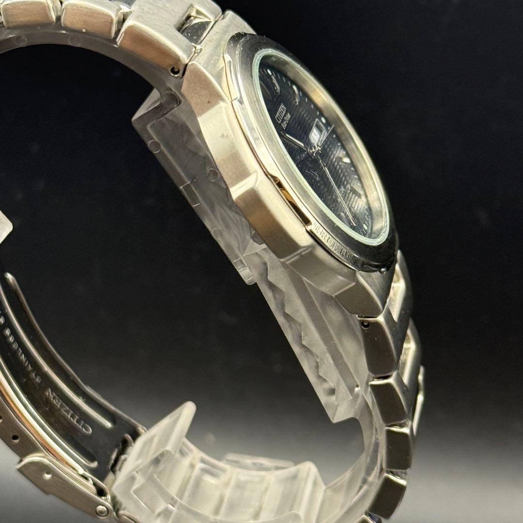 デッドストック CITIZEN Eco-Drive E100 メンズ 稼働品
