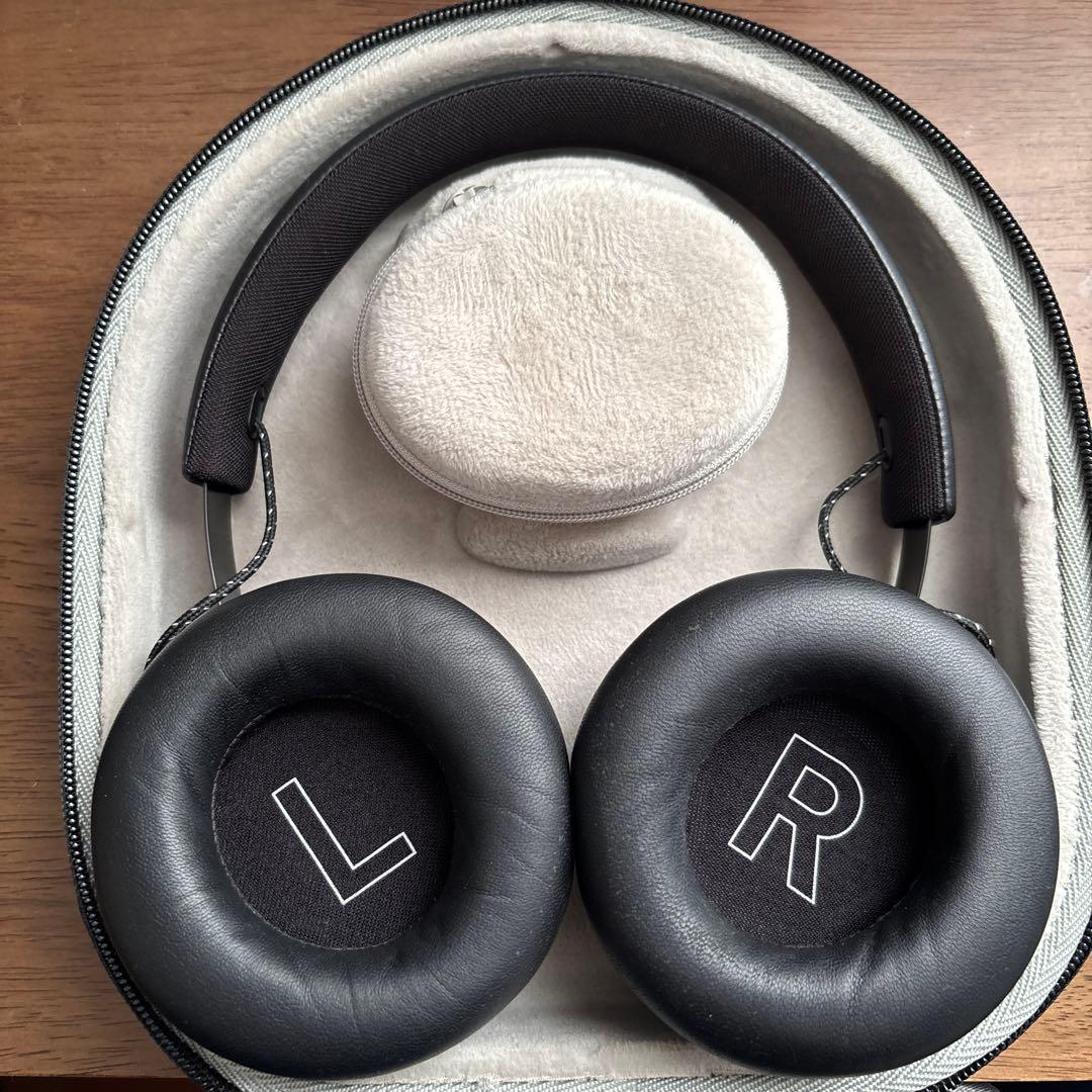 Bang & Olufsen Beoplay H4 ブラック