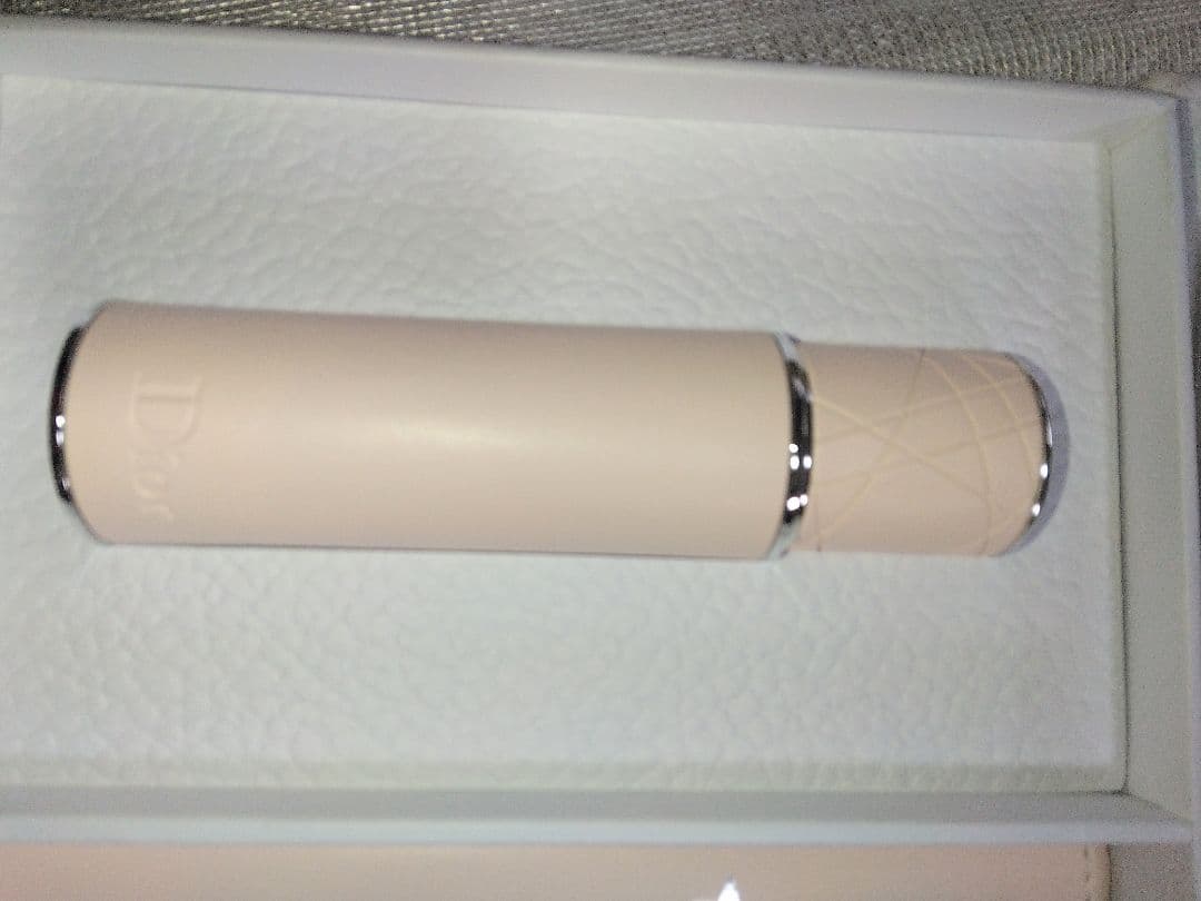 未使用クリスチャンディオールDiorパスポートケース、香水アトマイザー