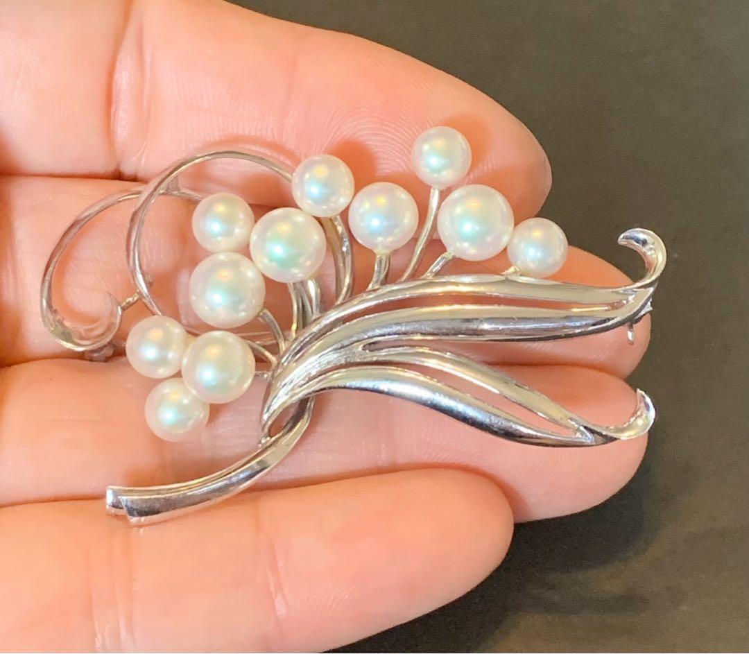 MIKIMOTOミキモトブローチアコヤ真珠本パール　11珠　シルバー皇室御用達