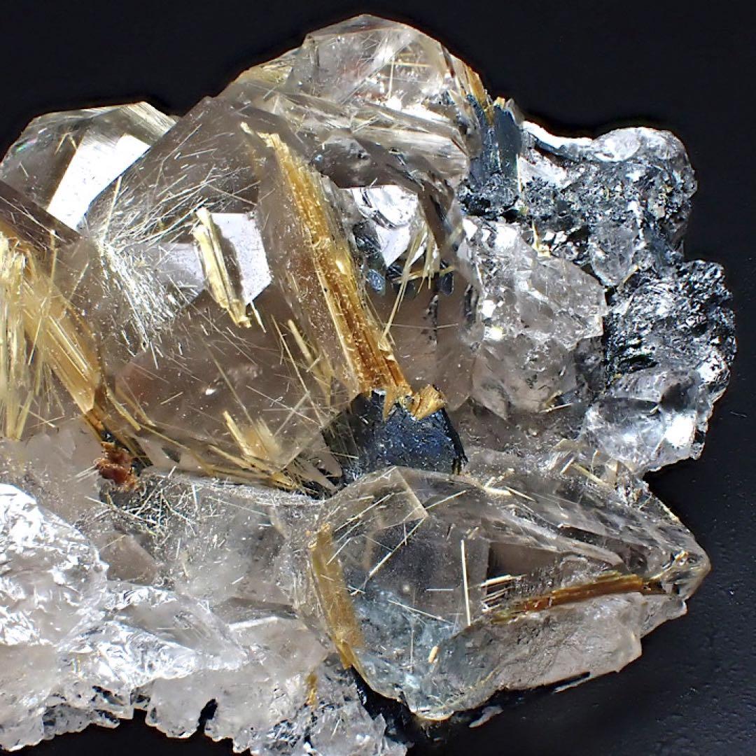 【ブラジル産】ルチルオンヘマタイトインクォーツ